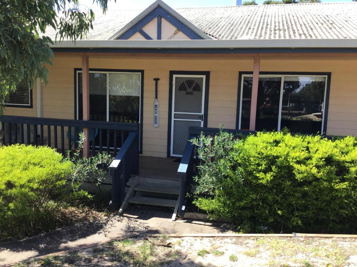 90 Mile Beachhouse&Villas Golden Beach Extérieur photo